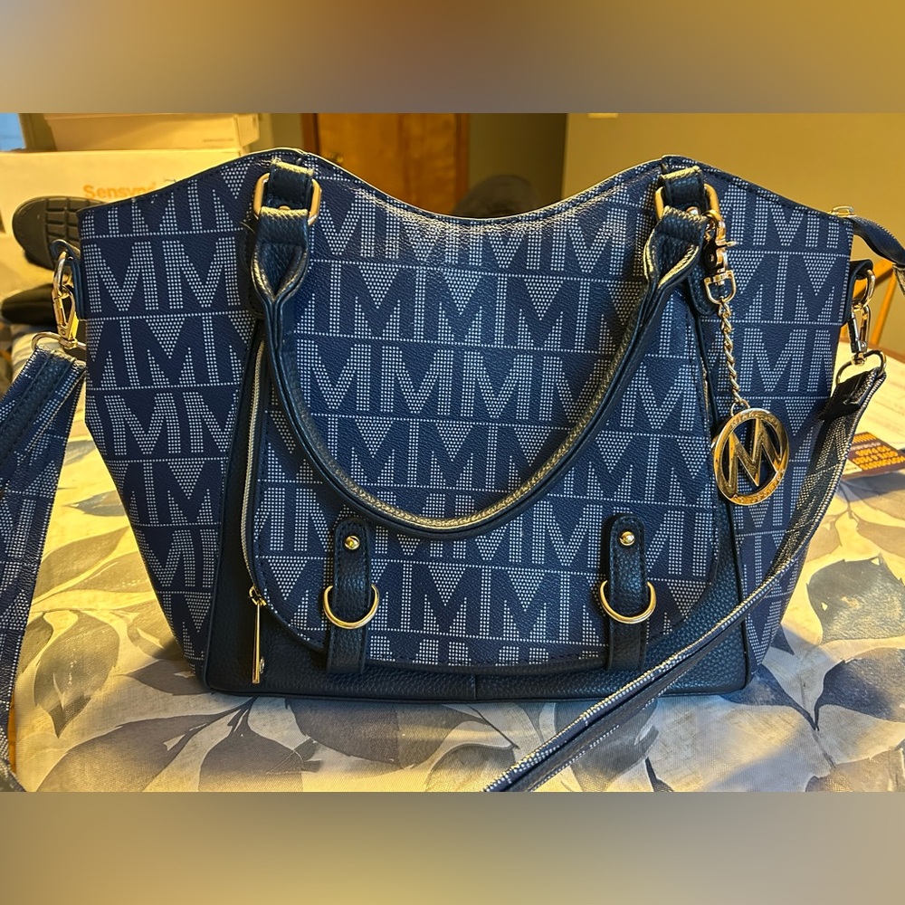 Mia K Collection Dark Blue Shoulder Handbag